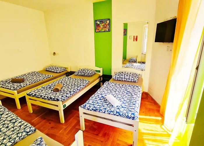 Croparadise Hostel Split